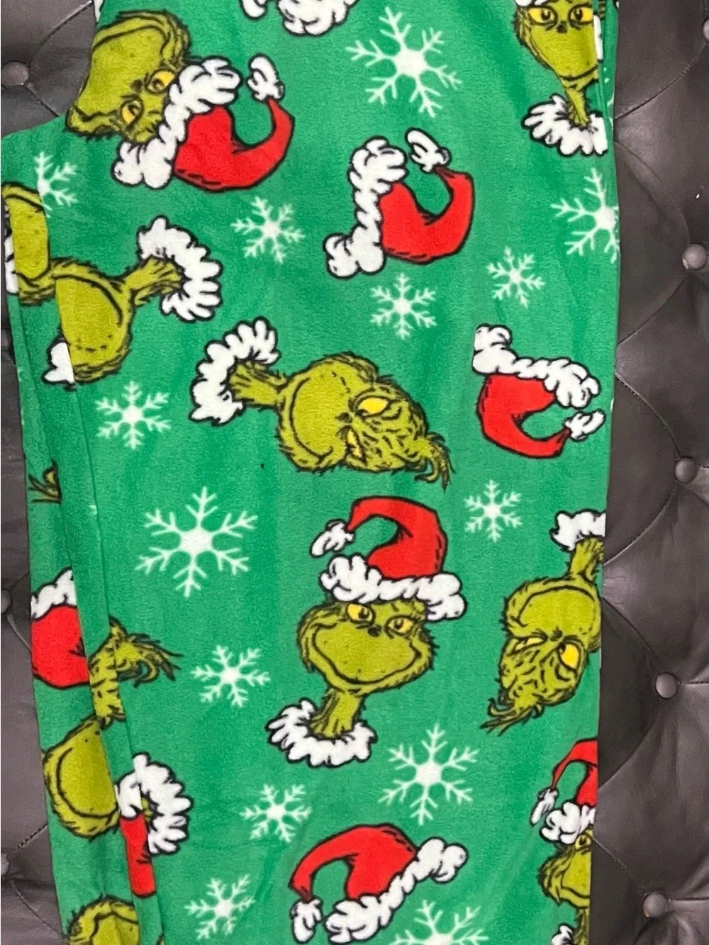 BRAND NEW Merry Grinchmas! Women’s Green & Black Grinch Pajama Set Size 2X